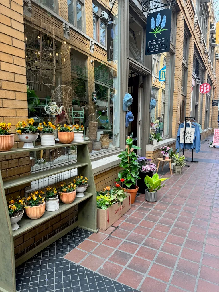 University Flower Shop