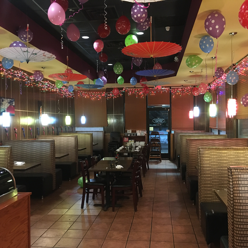 Aki Sushi Bar and Grill